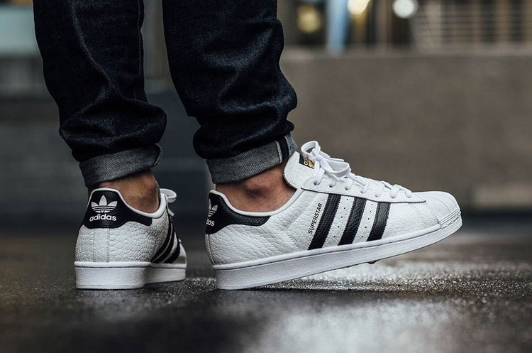 фото Adidas Adidas оголосив, що більше не буде використовувати хутро тварин
