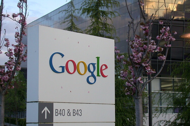 Google інвестує $75 млн у малий бізнес, який постраждав від COVID Google інвестує $75 млн у малий бізнес, який постраждав від COVID