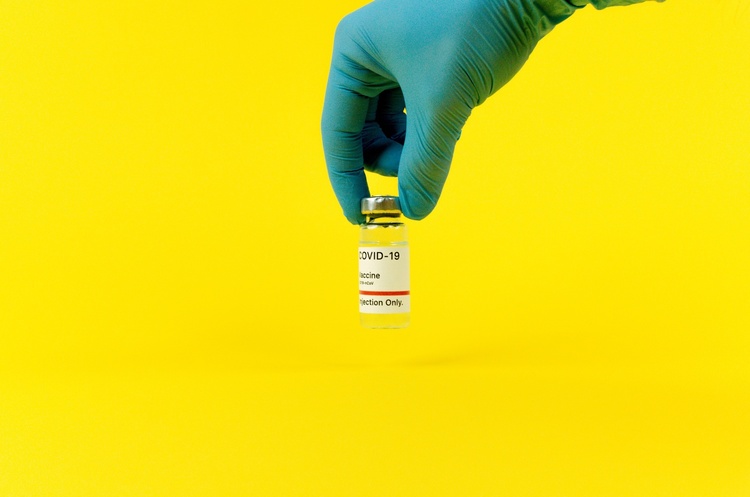 Україна зареєструвала вакцину Pfizer проти COVID-19 Україна зареєструвала вакцину Pfizer проти COVID-19