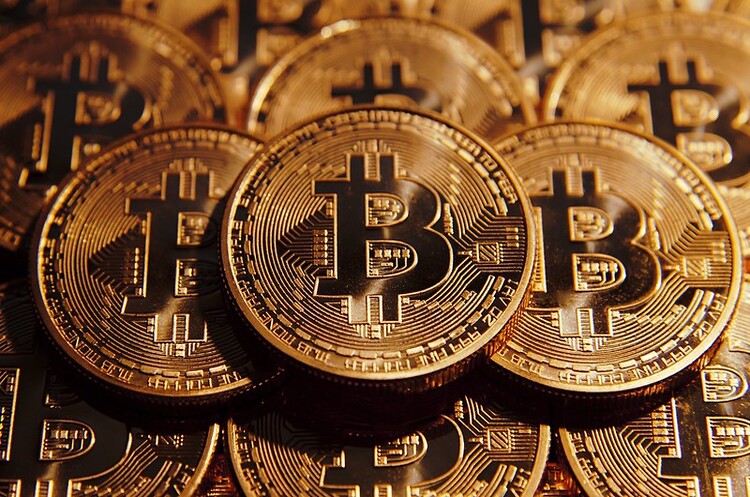 Платіжна система Square докупила біткойнів на $170 млн Платіжна система Square докупила біткойнів на $170 млн