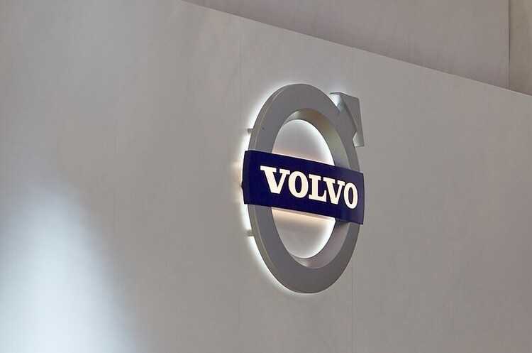 Volvo Cars і Geely відмовились від злиття Volvo Cars і Geely відмовились від злиття