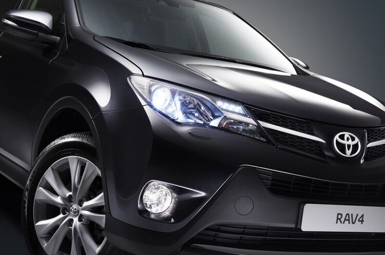 Регулятори у США почали розслідування щодо 2 млн Toyota RAV4 через небезпеку загоряння Регулятори у США почали розслідування щодо 2 млн Toyota RAV4 через небезпеку загоряння