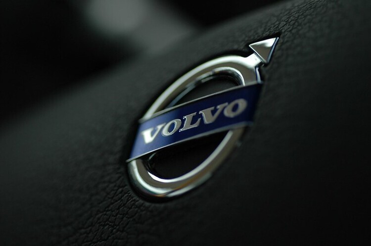 Volvo повністю перейде на випуск електрокарів до 2030 року Volvo повністю перейде на випуск електрокарів до 2030 року