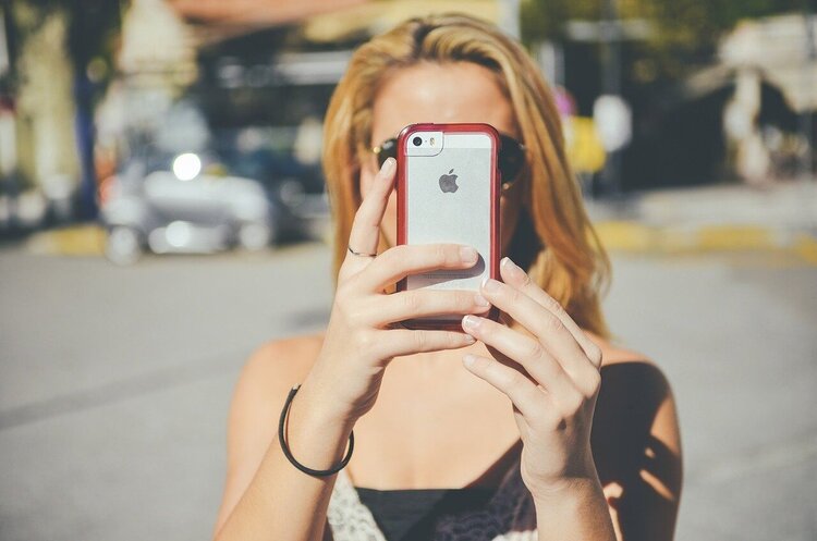 фото Pixaby Apple зберегла лідерство на ринку смартфонів завдяки продажам iPhone 12 – аналітики