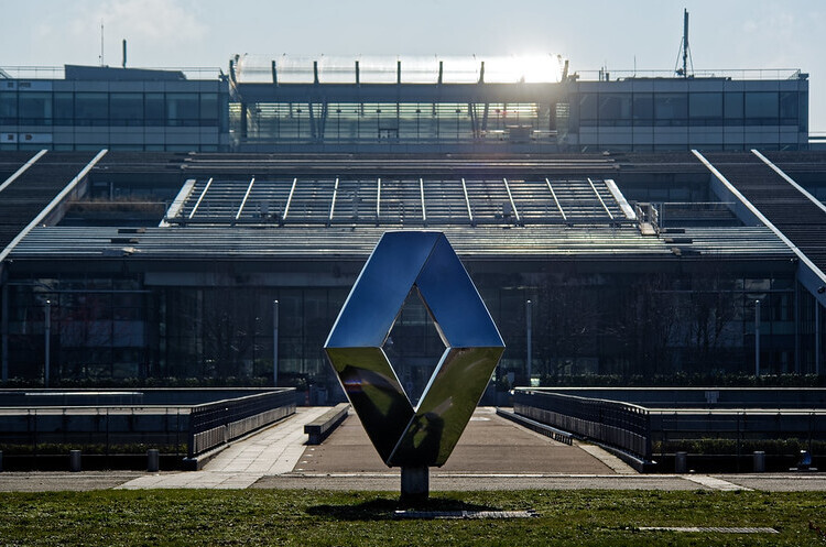 Renault продає свою частку в Daimler за 1,2 млрд євро Renault продає свою частку в Daimler за 1,2 млрд євро
