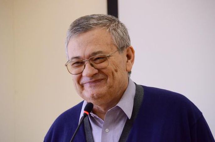 Георгий Почепцов: «Сайты по борьбе с фейками читают специалисты, а население потребляет сами фейки» Георгий Почепцов: «Сайты по борьбе с фейками читают специалисты, а население потребляет сами фейки»