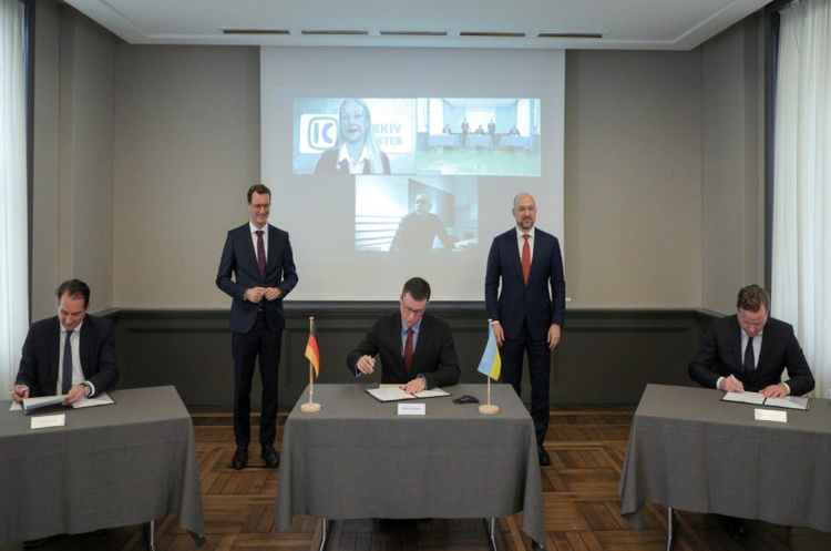 Україна та Німеччина домовилися про партнерство у сфері діджиталізації Україна та Німеччина домовилися про партнерство у сфері діджиталізації