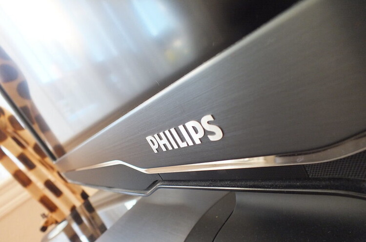 Philips продає свій бізнес побутової техніки за 3,7 млрд євро Philips продає свій бізнес побутової техніки за 3,7 млрд євро