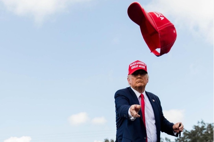 Ключкою по самолюбству: як амбіції Дональда Трампа розбилися об політичну реальність Ключкою по самолюбству: як амбіції Дональда Трампа розбилися об політичну реальність