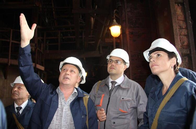 Володимир Сивак, гендиректор ЗТМК з 2013 по 2020:<br>«Фонд держмайна не може вирішити проблеми ЗТМК. Адже сам Фонд і є проблемою» Володимир Сивак, гендиректор ЗТМК з 2013 по 2020:<br>«Фонд держмайна не може вирішити проблеми ЗТМК. Адже сам Фонд і є проблемою»