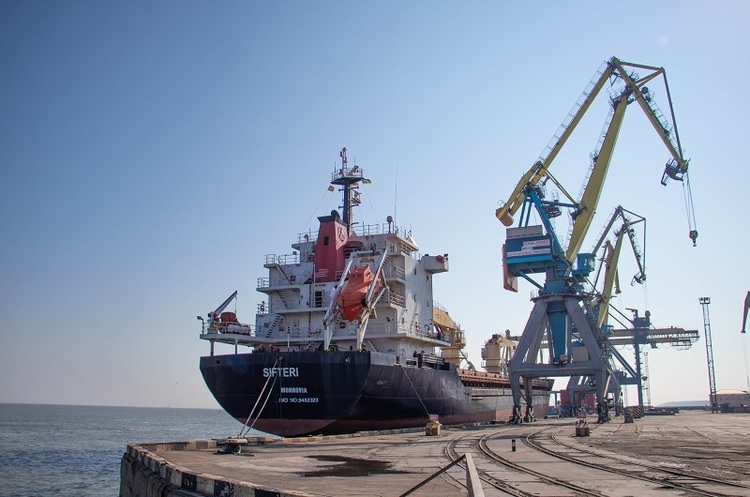 У І кварталі цього року українські морпорти зменшили обробку вантажів на 20,5% У І кварталі цього року українські морпорти зменшили обробку вантажів на 20,5%