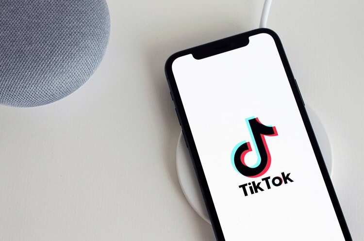Російський суд оштрафував TikTok на понад $34 000 за заклики до участі протестах Російський суд оштрафував TikTok на понад $34 000 за заклики до участі протестах