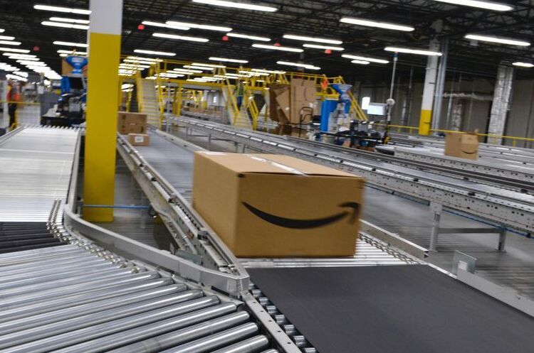 фото Pixaby Незалежні торгові компанії США об'єднуються проти Amazon