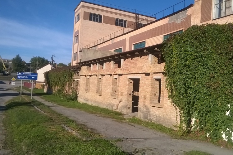 На початку травня відбудеться аукціон з приватизації Довжоцького солодового відділення ДП «Укрспирт» На початку травня відбудеться аукціон з приватизації Довжоцького солодового відділення ДП «Укрспирт»