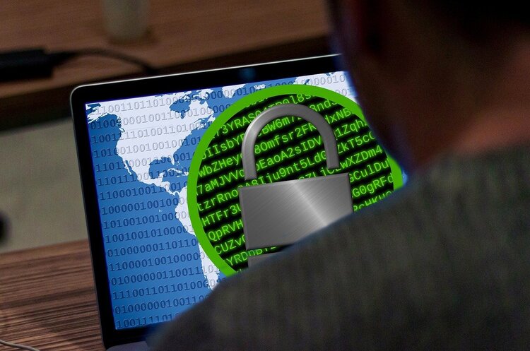 ФБР зламало сервери Microsoft Exchange, щоб захистити їх від злому ФБР зламало сервери Microsoft Exchange, щоб захистити їх від злому