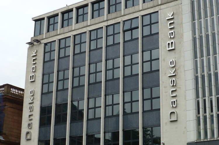 Гендиректор Danske Bank йде у відставку на тлі обвинувачень щодо відмивання грошей в ABN Amro Гендиректор Danske Bank йде у відставку на тлі обвинувачень щодо відмивання грошей в ABN Amro