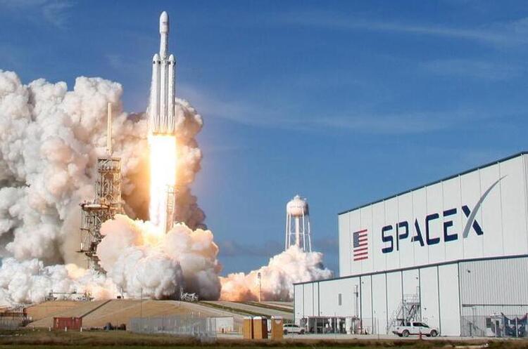 Держкосмос заплатить SpaceX майже $2 млн за запуск українського супутника Держкосмос заплатить SpaceX майже $2 млн за запуск українського супутника