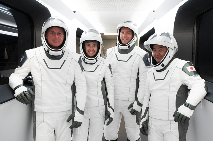 @SpaceX SpaceX і NASA відправили на МКС нову групу астронавтів
