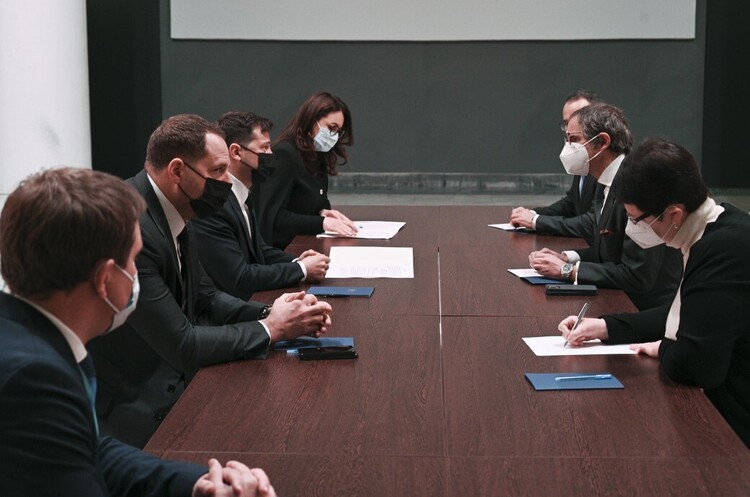 Україна планує перейти до використання новітніх ядерних реакторів – Зеленський Україна планує перейти до використання новітніх ядерних реакторів – Зеленський