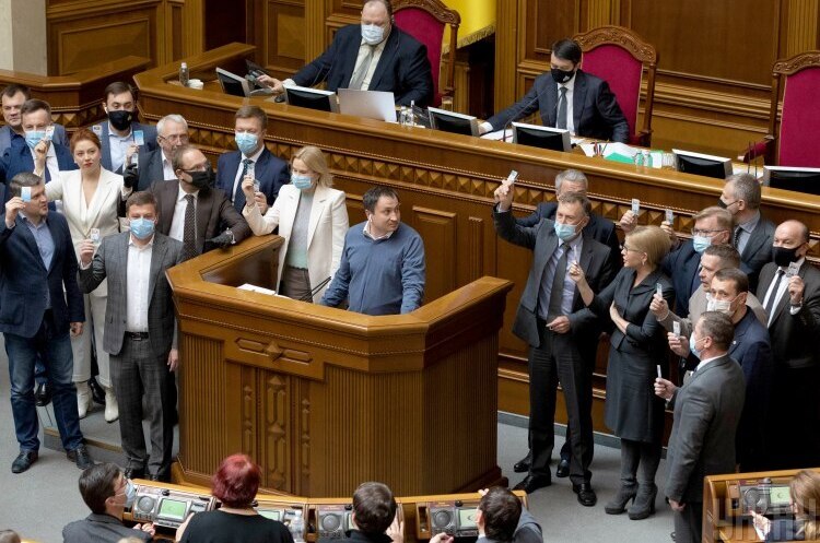 Рада затвердила передачу державних земель у комунальну власність Рада затвердила передачу державних земель у комунальну власність
