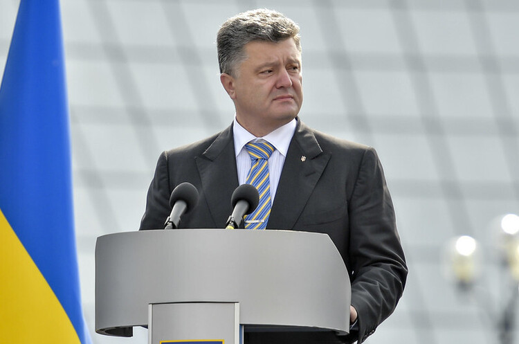 Петро Порошенко Порошенко таємно контролював офшорні фірми, через які купував витвори мистецтва – OCCRP