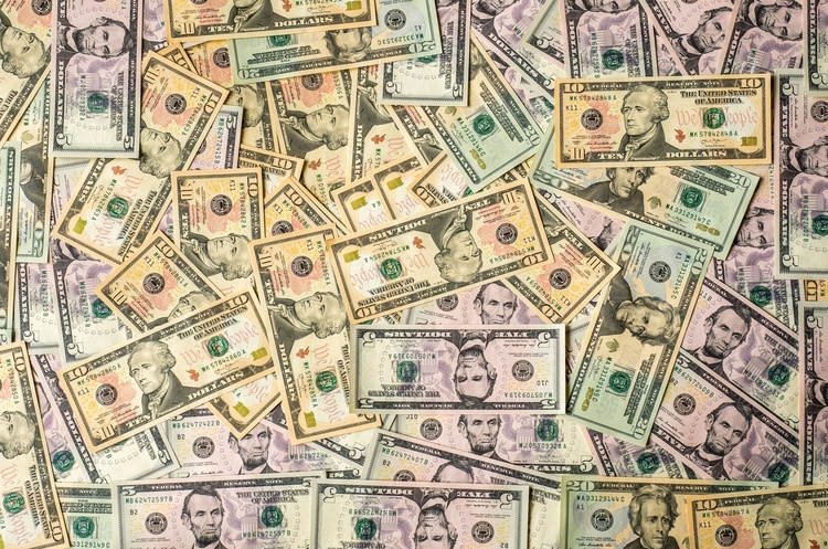 Дефіцит зведеного платіжного балансу в березні склав $713 млн Дефіцит зведеного платіжного балансу в березні склав $713 млн