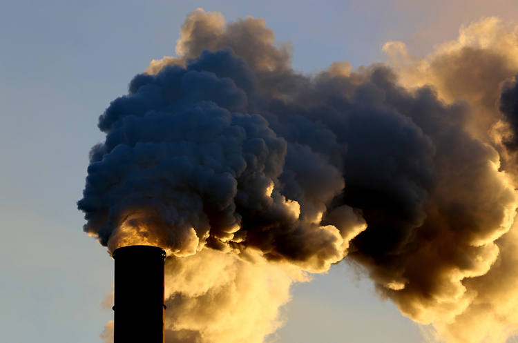 фото Shutterstock Китай викидає більше CO2, ніж всі розвинені країни, разом узяті - дослідження