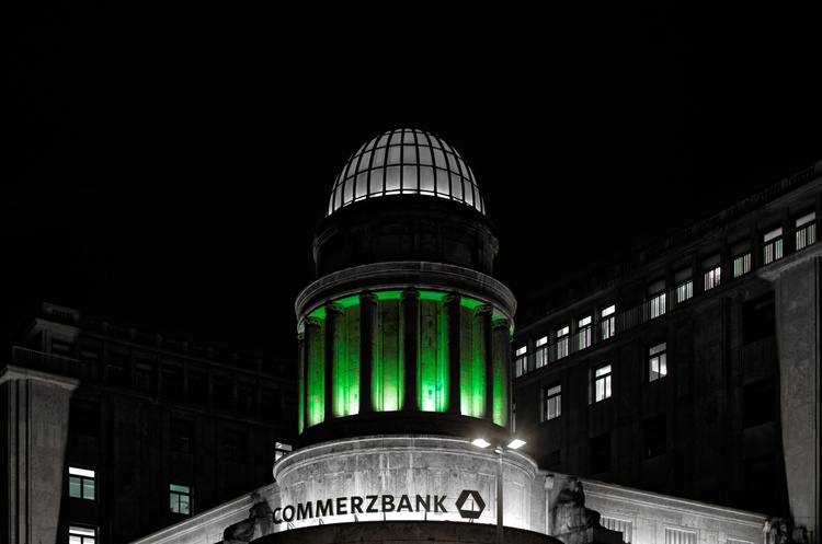 Генеральний директор Commerzbank оголосив про скорочення 10 000 робочих місць Генеральний директор Commerzbank оголосив про скорочення 10 000 робочих місць