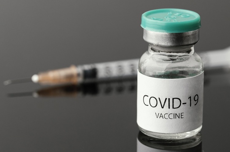 Україна отримала ще одну партію вакцини CoronaVac