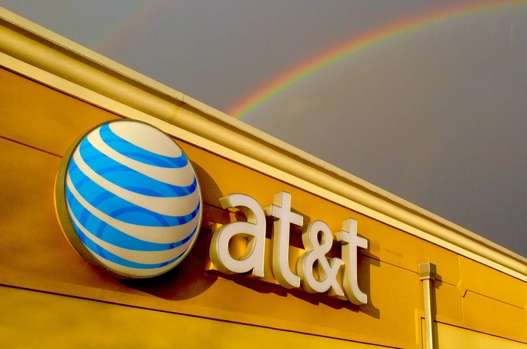 Телекомгігант AT&T веде переговори про об'єднання своїх медіа-активів з Discovery Телекомгігант AT&T веде переговори про об'єднання своїх медіа-активів з Discovery