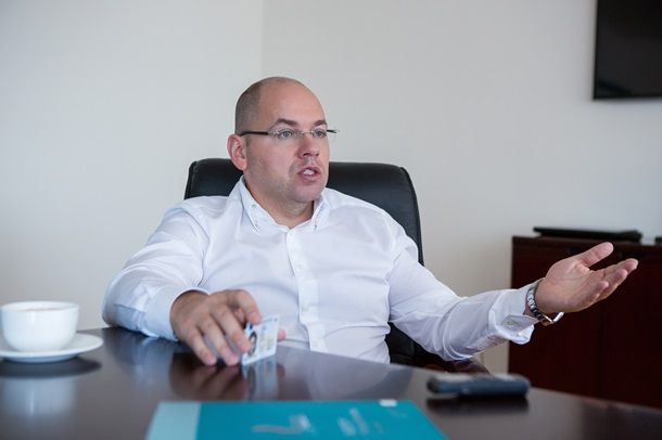 Максим Степанов Профільний комітет Ради не підтримав відставку Степанова