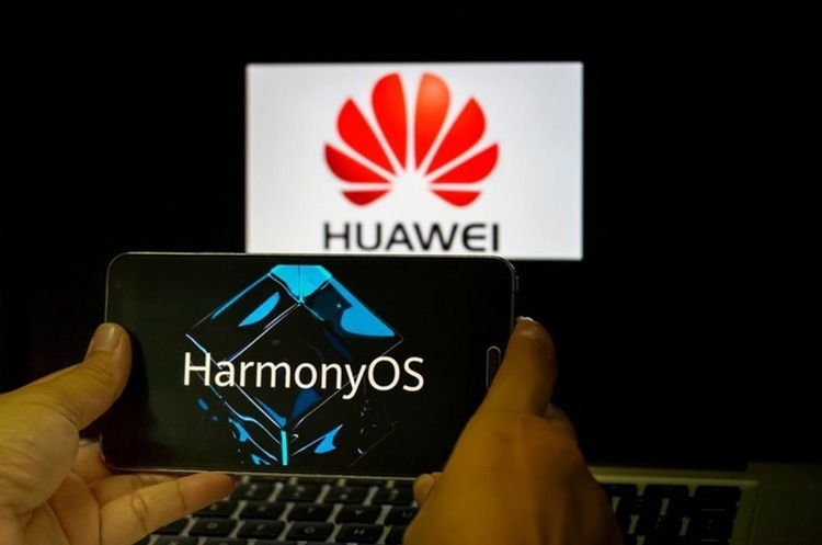Huawei розповіла, коли запустить свою нову ОС і стане незалежною від Android Huawei розповіла, коли запустить свою нову ОС і стане незалежною від Android