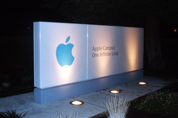Працівники Apple виступили проти повернення в офіси – The Verge Працівники Apple виступили проти повернення в офіси – The Verge