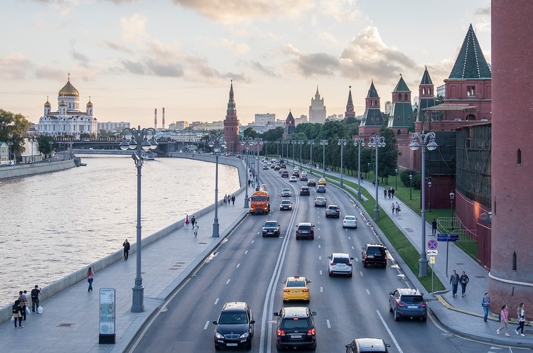 фото Pixaby «Гра в кота-мишки»: Кремль вимагає пояснити, що за «російський олігарх» фінансує Nexta