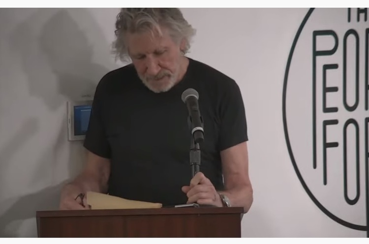 Роджер Уотерс Співзасновник Pink Floyd відмовив Цукербергу у використанні пісні «Another brick in the wall 2»