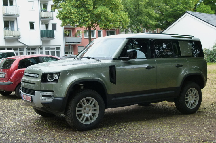 Jaguar Land Rover взявся за розробку водневого культового позашляховика Defender Jaguar Land Rover взявся за розробку водневого культового позашляховика Defender