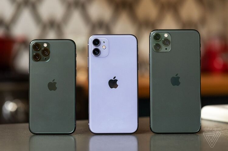 Фото The Verge Аналітики назвали виробників, у яких найшвидше зростають продажі 5G-смартфонів