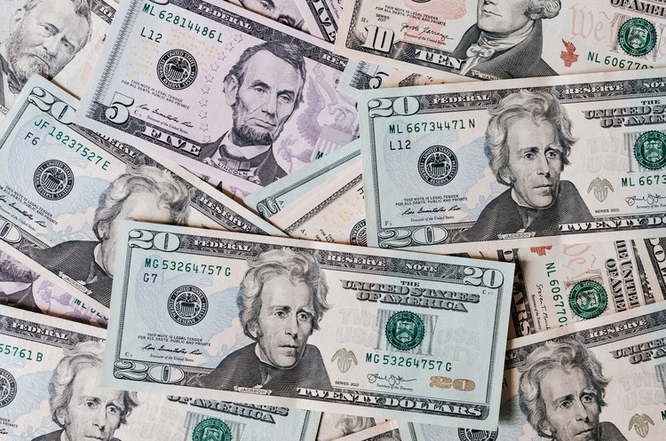 Валютні виплати України за держборгом перевищать $10 млрд у найближчі 12 місяців - НБУ Валютні виплати України за держборгом перевищать $10 млрд у найближчі 12 місяців - НБУ