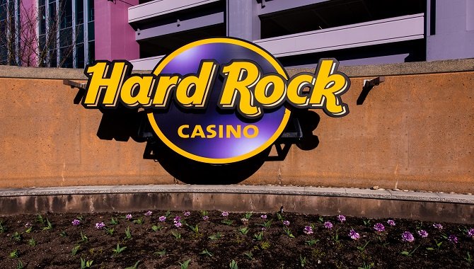 Hard Rock International и Seminole Gaming вакцинируют сотрудников по программе Rock Your Shot Hard Rock International и Seminole Gaming вакцинируют сотрудников по программе Rock Your Shot