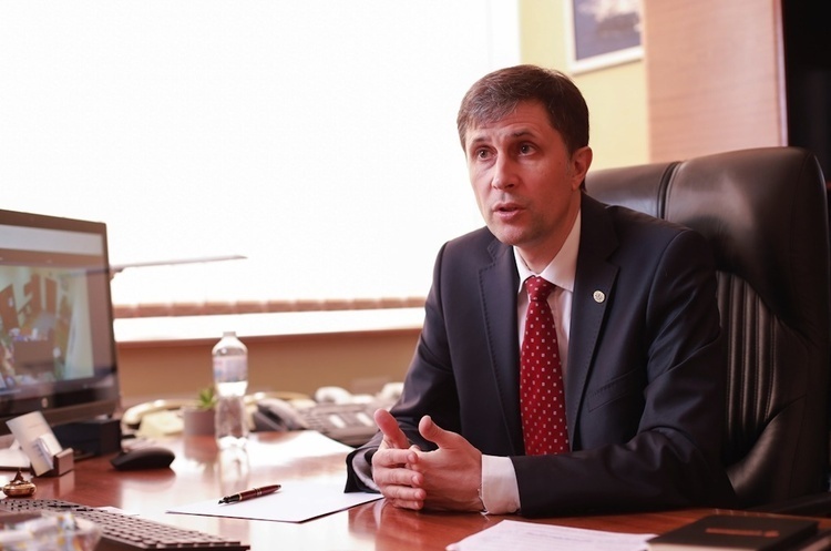 Голова Державного космічного агентства Володимир Тафтай Експорт у космічній галузі майже удесятеро перевищує імпорт – голова Держкосмосу