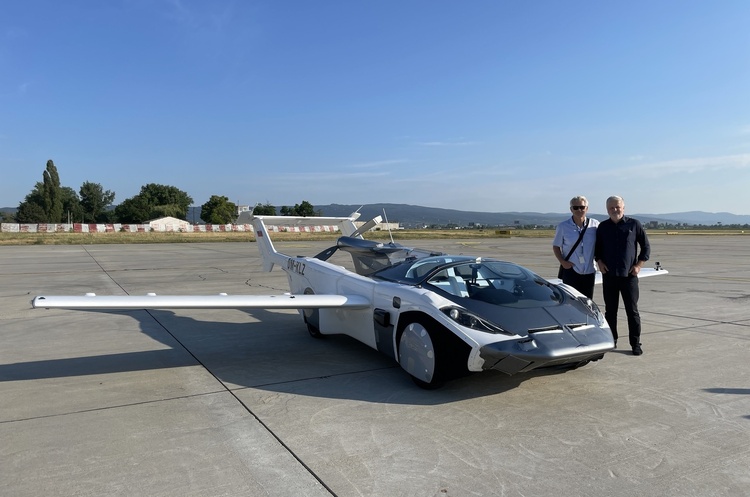˳  AirCar       (²)