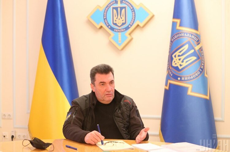РНБО ввела санкції проти сотні українців зі списку Мінфіну США – Данілов РНБО ввела санкції проти сотні українців зі списку Мінфіну США – Данілов