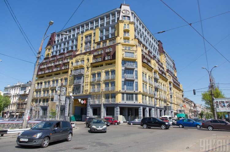 Київрада попросила Кабмін та ДАБІ завадити введенню в експлуатацію «будинку-монстра» на Подолі Київрада попросила Кабмін та ДАБІ завадити введенню в експлуатацію «будинку-монстра» на Подолі