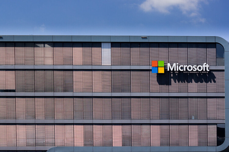 Microsoft винагородить працівників премією у $1500 за їх роботу під час пандемії Microsoft винагородить працівників премією у $1500 за їх роботу під час пандемії