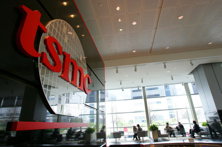 Глобальний попит на мікросхеми приніс TSMC рекордну виручку Глобальний попит на мікросхеми приніс TSMC рекордну виручку