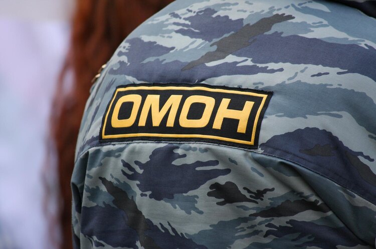 В Білорусі силовики проводять обшуки у незалежних журналістів В Білорусі силовики проводять обшуки у незалежних журналістів