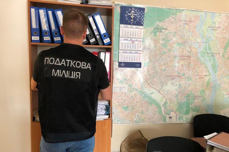 Фіскальна служба провела обшуки у черговому київському комунальному підприємстві Фіскальна служба провела обшуки у черговому київському комунальному підприємстві