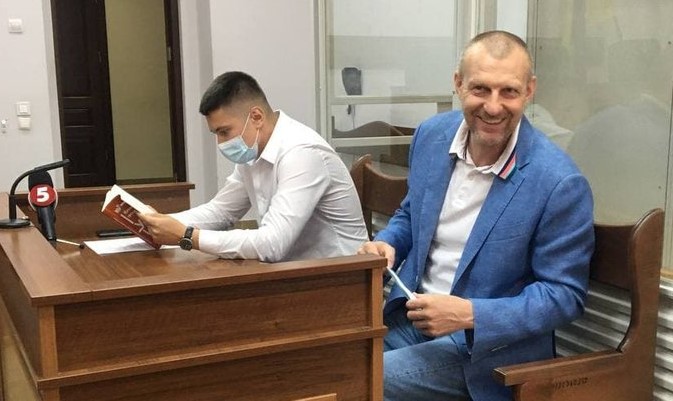 Суд зобов'язав ДБР відкрити справу щодо можливої державної зради Зеленського через вагнерівців Суд зобов'язав ДБР відкрити справу щодо можливої державної зради Зеленського через вагнерівців