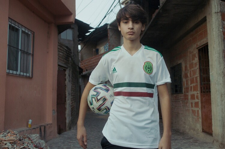 Adidas оголосила про співпрацю з Common Goal для досягнення глобальних цілей ООН Adidas оголосила про співпрацю з Common Goal для досягнення глобальних цілей ООН