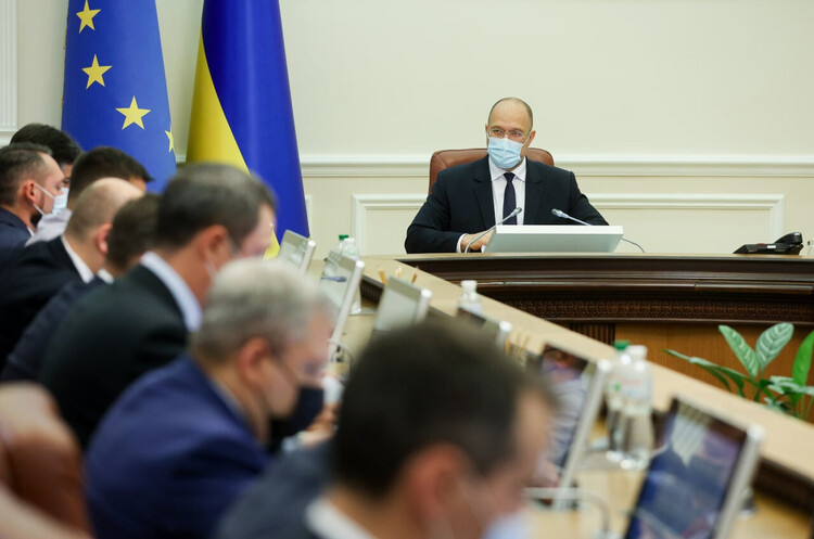Ціну електроенергії для населення з першого серпня підвищено не буде – Шмигаль Ціну електроенергії для населення з першого серпня підвищено не буде – Шмигаль